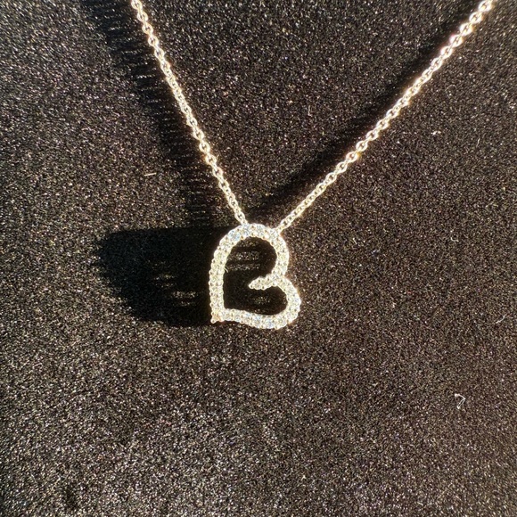 Hearts on Fire Jewelry - Hearts on Fire 18 carat white gold with diamonds Heart Necklace